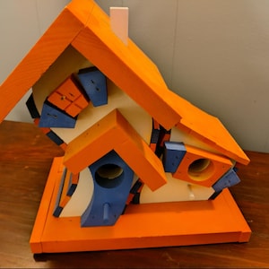 Crooked Birdhouse