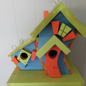 Crooked Birdhouse