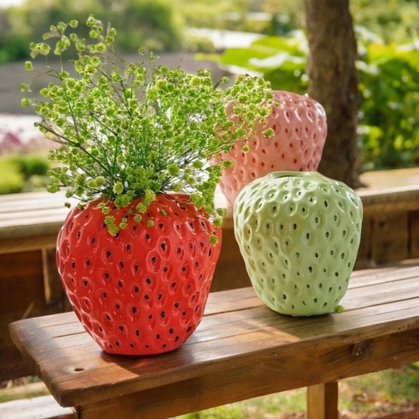 Strawberry-Shaped Vase | Strawberry Flower Vase | Ornamental Vases | Flower Pots | Living Room Decorations | House Warming Gift