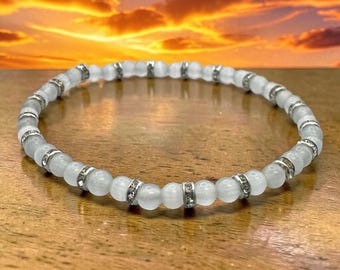 Selenite Crystal Bracelet, White Gemstone Minimalist Meditation Bracelet, Dainty Spiritual Jewelry, Handmade Gift for Her 4mm beads