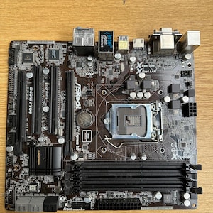 ASRock B85M Pro4 – Płyta główna – Micro‑ATX – Socket LGA1150 – Używana i testowana