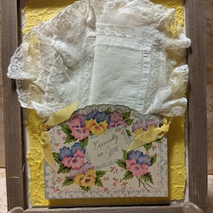 Cartão de bolso Treasure Masters Hankie com moldura personalizada e decoração de parede por fancibags no Etsy