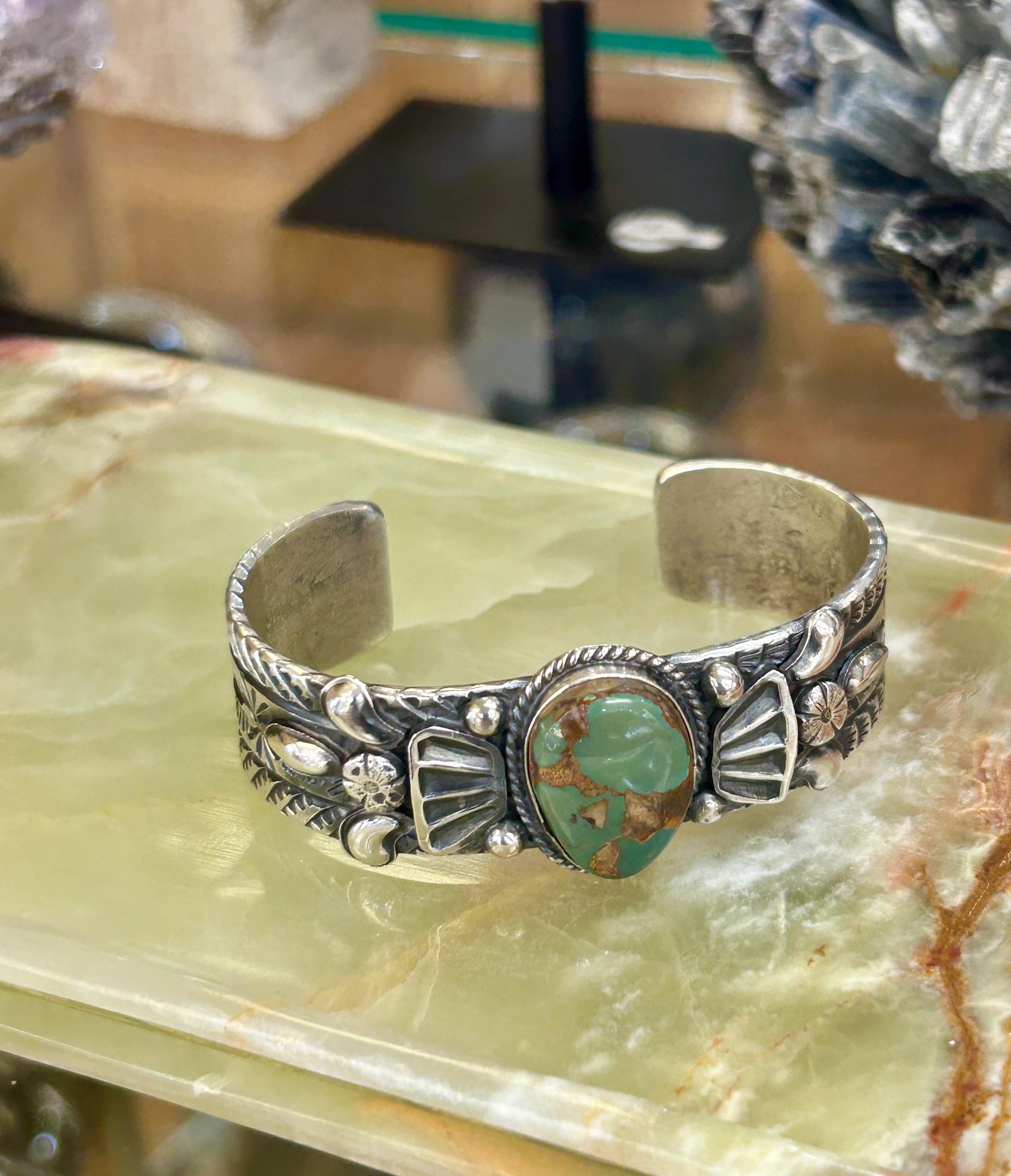 Ajax ターコイズ スターリングシルバー 精巧な厚みのある重厚なナバホ