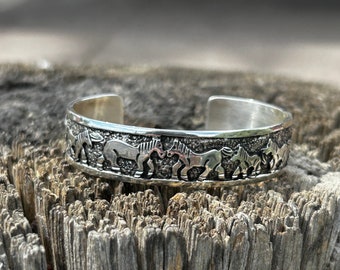 Pulsera de plata de ley hecha a mano con diseño de narrador de historias Navajo para hombre y mujer