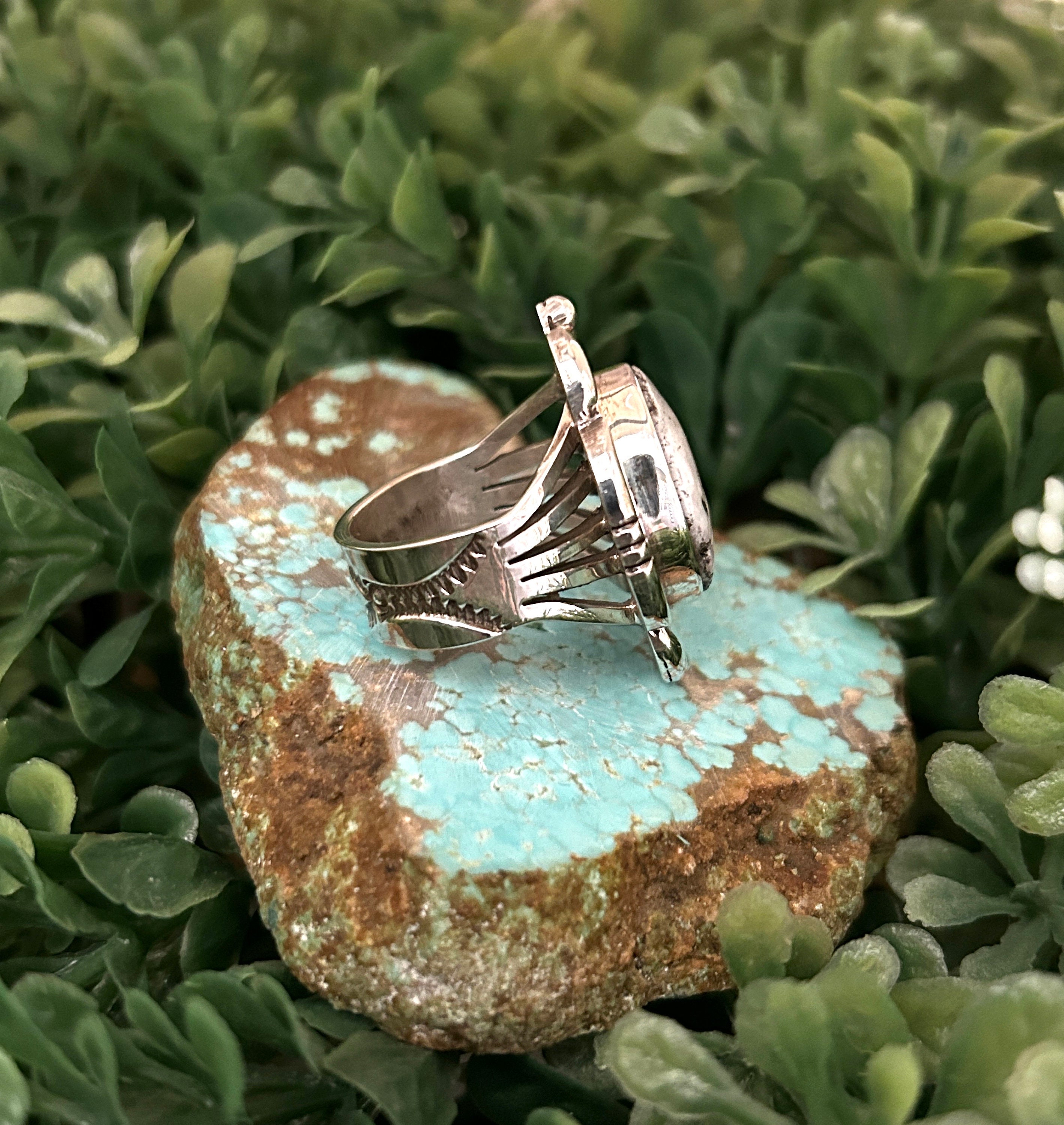 指輪・リング Arizona White Turquoise Ring Hand Made Arizona Turquoise and Inlaid Jewelry Simple White Buffalo