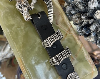 Conjunto de fivela de cinto de jacaré de prata esterlina pesada feita à mão