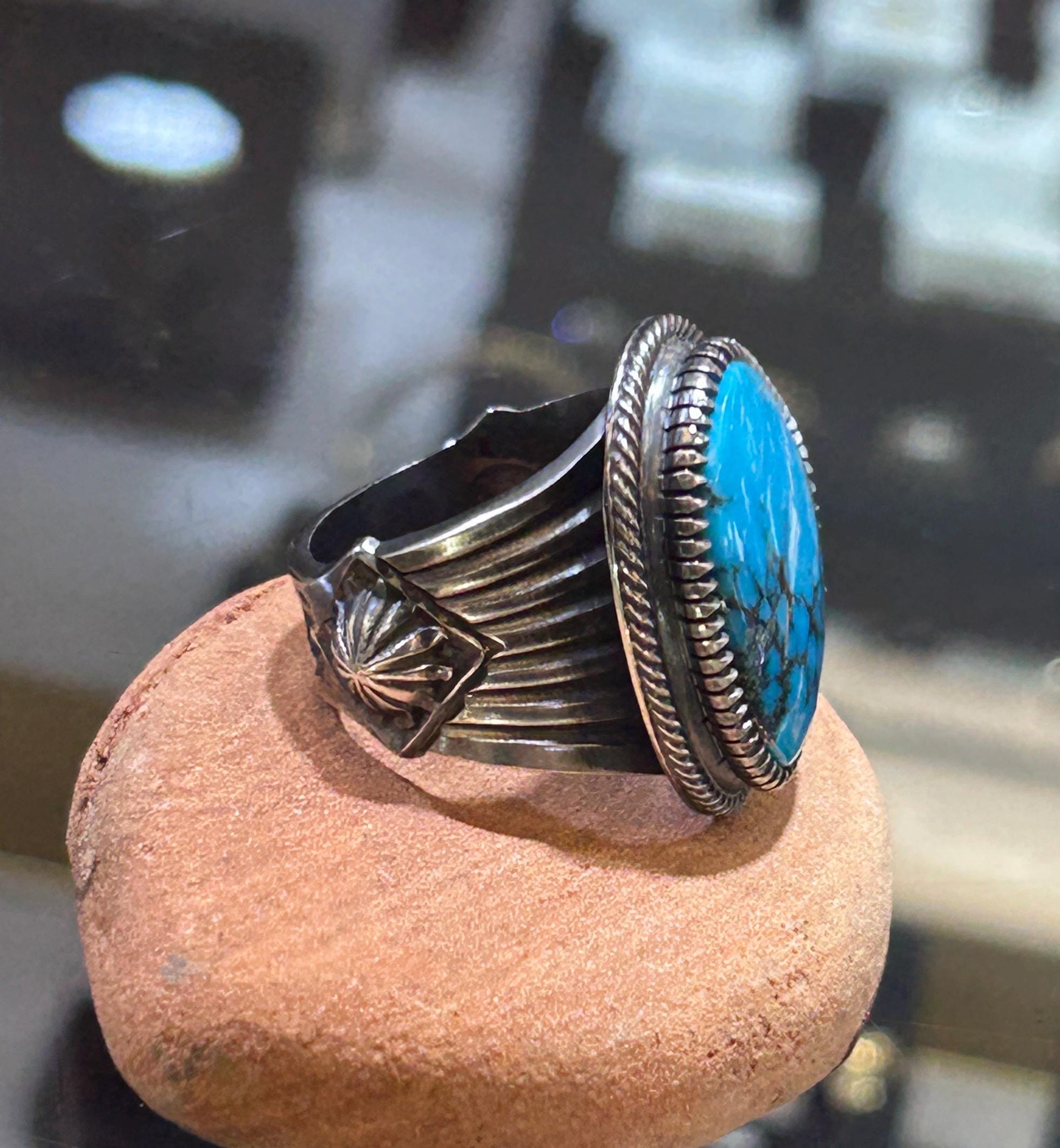 スパイダーウェブターコイズ メンズ 厚手 ナバホ族 ハンドメイドリング