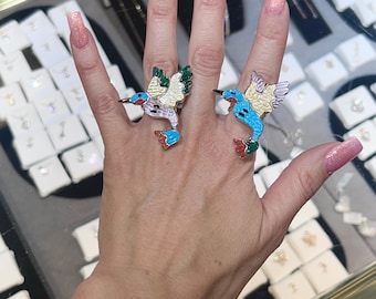 ネイティブアメリカンのズニ族のジュエリー、ハンドメイドの