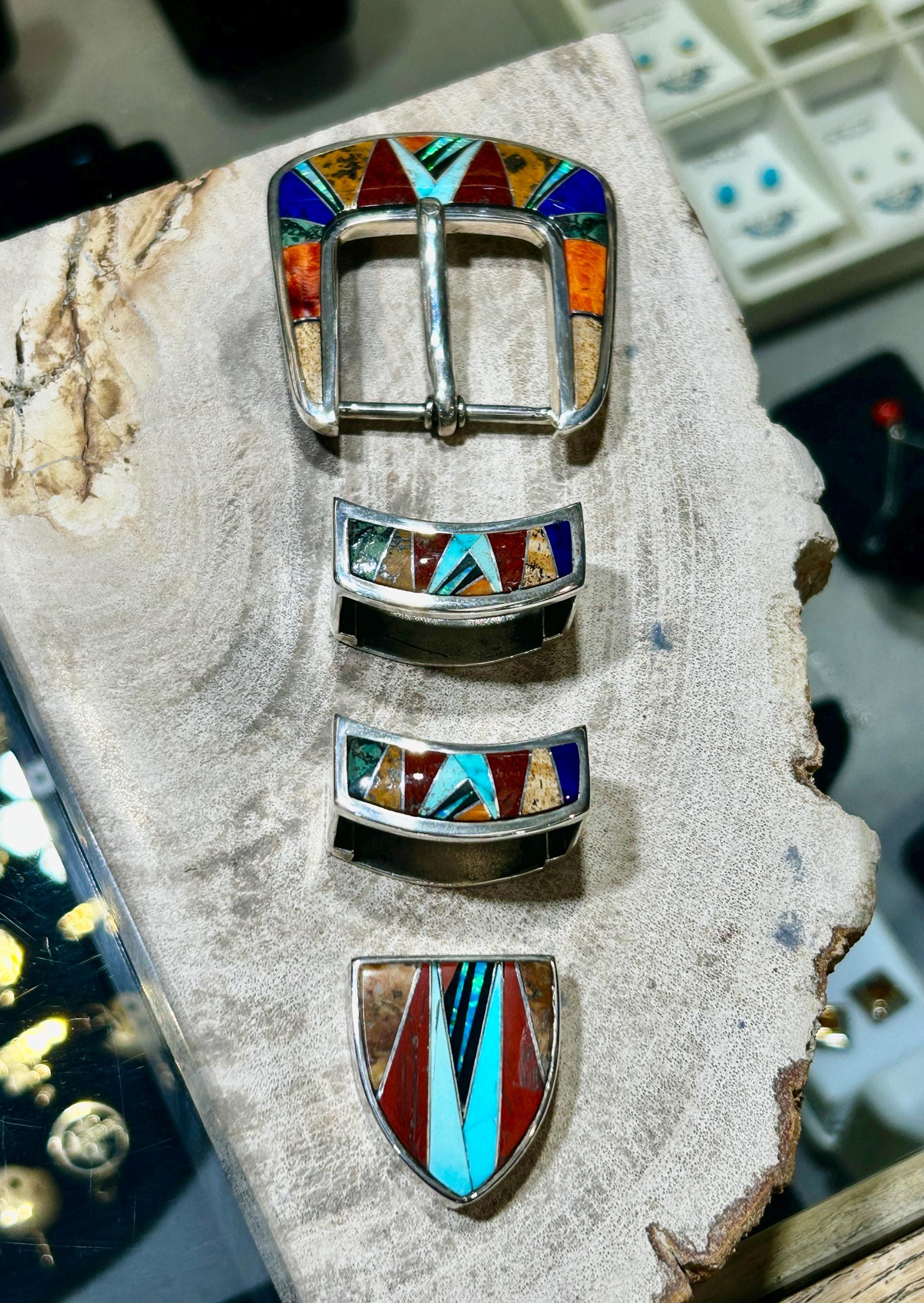 Baby Blue Torquoise Spiny Oyster Shell Buckle. The Atlantis Turquoise Cluster Belt Buckle – Calli Co. Silver main image 2