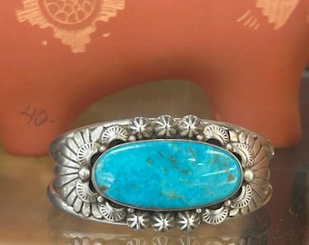 Kingman Turquoise Oval Shape Sterling Silver Navajo Handmade Cuff Bracelet