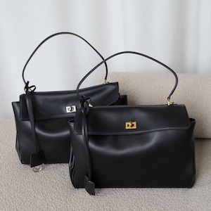 Schwarze Top Griff Tasche, Schultertasche aus Spaltleder, Handtaschen im Slouchy-Stil