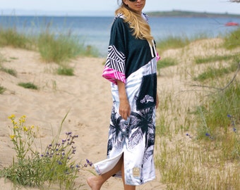 Frauen Strand Poncho mit Kapuze und Tasche | Badeanzug Wickeltuch zum Surfen oder Freizeit