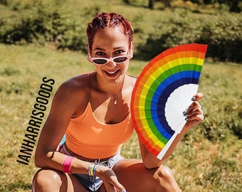 Conjunto de 4 abanicos de colores del arco iris, fanáticos del arco iris, fanáticos LGBT, fanáticos del festival, accesorios del mes del orgullo, mes del orgullo, gay, lesbiana, queer, trans, LGBT