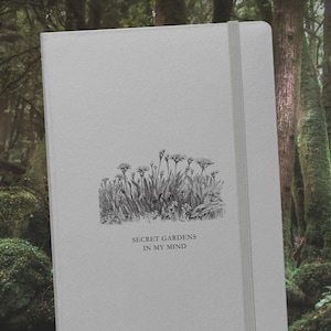Carnet cartonné relié aux poètes torturés | Je déteste cet endroit | Cahier de poésie Jardins secrets dans ma tête