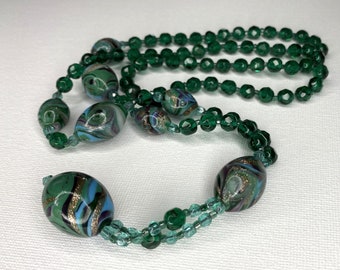 Vintage Antique Venetian 1920s to 1930s Handmade Lampwork with Emerald Faceted Glass Beads Necklace