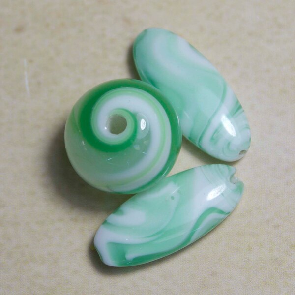 Vintage Handmade Minty Green Swirl Handmade Lampwork Bead Assortment - Lot of 3