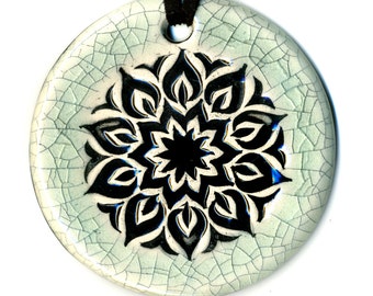Surly Mandala Ceramic Necklace in Crackle