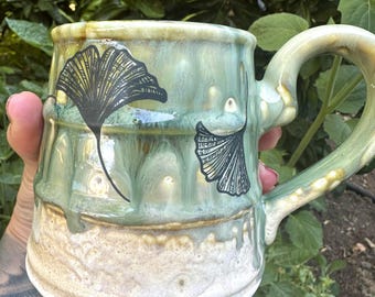 Stoneware Ginkgo Leaf Mug 14 oz
