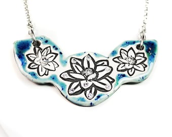 Lotus Flower Sparkle Surly Ceramic Necklace With Rhinestone Chain