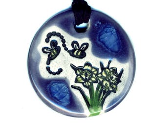 Bees and Daffodils Ceramic Necklace in Blue