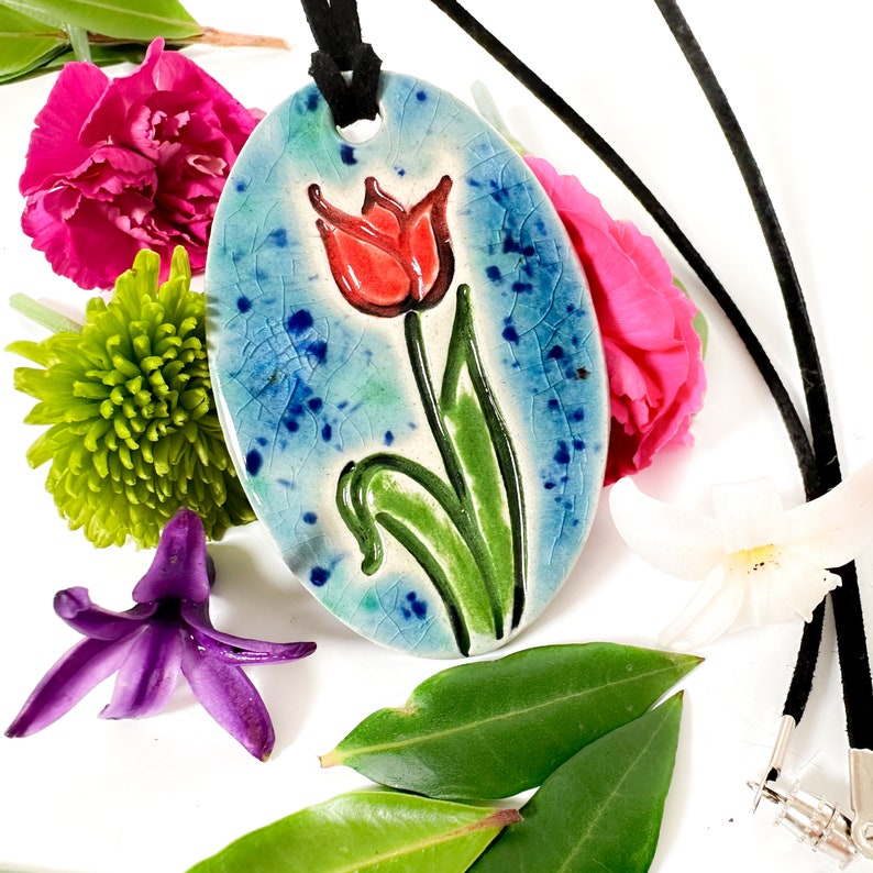 Tulip Ceramic Necklace in Blue image 4