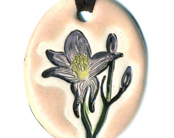 Lily Ceramic Necklace in Pale Pink
