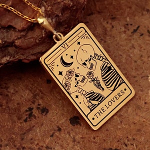Collana The Lovers in oro 14K, collana con carte dei tarocchi, collana unisex con coppia di teschi, collana gotica con scheletro, collana celeste, regalo per lui