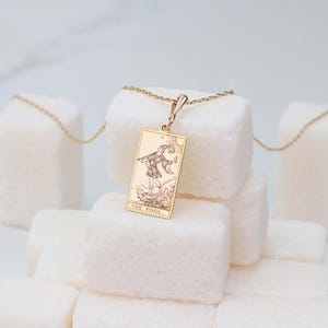 14K goud The Fool-ketting, tarotkaartketting, sierlijke hemelse ketting, spirituele bedelketting, mystieke astrologieketting, uniek cadeau