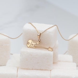 14K Gold Electric Guitar Necklace, Dainty Music Charm Necklace, Minimalist Guitar Player Necklace, Tiny Musician Necklace, Musician Gift