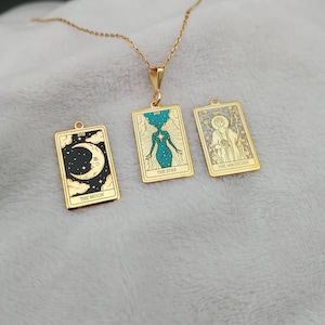Collana con tarocchi in oro 14K, collana con tarocchi delicata, piccola collana spirituale, collana celeste minimalista, collana personalizzata, regalo unico