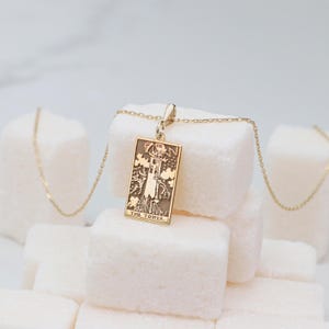 Collar de la Torre de Oro de 14 quilates, hecho a mano, con una carta del Tarot, espiritual, místico y celestial, de bruja, regalo para mujer.