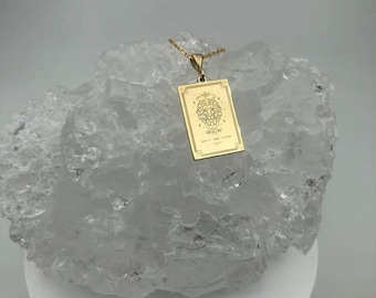 14K Gold Leo Zodiac Necklace: Engraved Astrology Charm