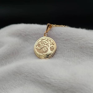 Family Tree Necklace, 14K Solid Gold Tree of Life Necklace, Dainty Nature Lover Necklace, Minimalist Everyday Necklace, Gift for Her