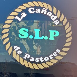 Personalizados de camisas , Tazas y vasos de alta calidad en vinos a todo Estados Unidos  vicita creaciones de Patty consulta sin compromiso