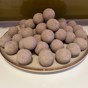 Mini rode Nakumatt-ballen 200 gram - natuurlijke eetbare rode Nakumatt Clay Earthy