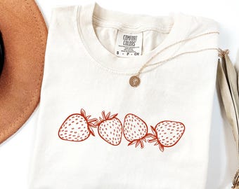 Comfort Colors® Strawberry Vintage Shirt, Cute Strawberry Tshirt, Cottagecore Berries Tshirt, Strawberry Aesthetic, Botanical Garden Tshirt