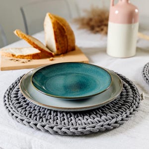 Ronde gehaakte placemat | Gerecycled katoen Oeko-Tex | 48 kleuren | 6 maten | Tafelonderzetter | Handgemaakt in Duitsland