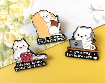 Lovely Cat Enamel Pin | Cat Lovers Pin Badge | Lapel Pin | Enamel Pin Set for Backpacks | Birthday Gift for Her/Him