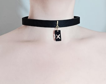 ニーア オートマタ ブラックボックスネックレス - Etsy 日本