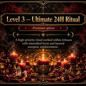 以下が含まれることがあります： Level 3 &ndash; Ultimate 24H RitualおよびPremium optionというテキストが記された暗く装飾的な画像。中央の金属製のボウルの中で赤いキャンドルが燃えており、その周囲には小さな赤いキャンドル、クリスタル、散らばった赤いバラの花びらが配置されている。