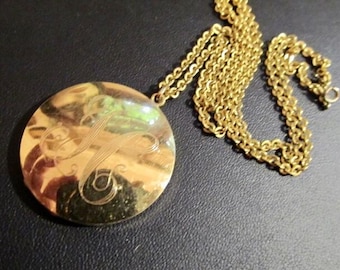 VtG 1940s LeStage 12kt G.F. Locket Pendant Scrollwork Calligraphy on 24"GF Chain