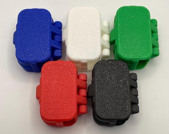 5 Pieces Toothbrush Head covers protector Brush Cap. Hinged. Clip. Clasp