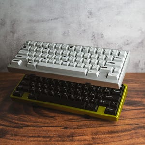 Mechanischer Keyboardständer - Doppelregal V2