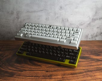Mechanical Keyboard Display Stand - Double Shelf V2