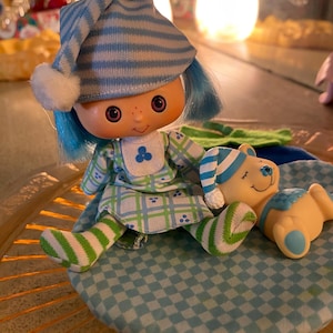 Strawberry Shortcake Sweet Sleeper Blueberry Muffin