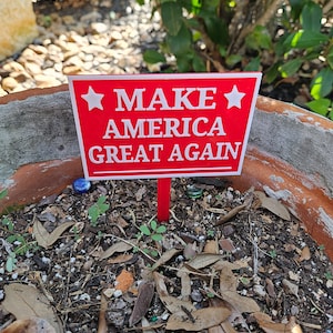 Trump Yard Sign Mini 7x5 Make America Great Again Plant Decor Mini Sign for Any Use Mini Yard Sign Republican Party Ultra Maga Donald Trump