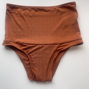 IIleostomy support garment, Ostomy Intimacy Underwear, Travel Ostomy Underwear, Durable ostomy support wear, Ostomy Sportswear Underwear.