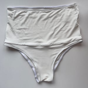 Ostomy Underwear, Ostomy Apparel, Ostomy Support, Ostomy Garment, Ostomy-friendly clothing, IIleostomy support garment, Ostomy undergarment.