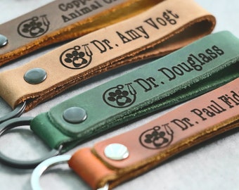 Veterinarian Keychain, Personalized Veterinarian Keychain, Veterinarian Gift, Veterinarian Christmas Gift