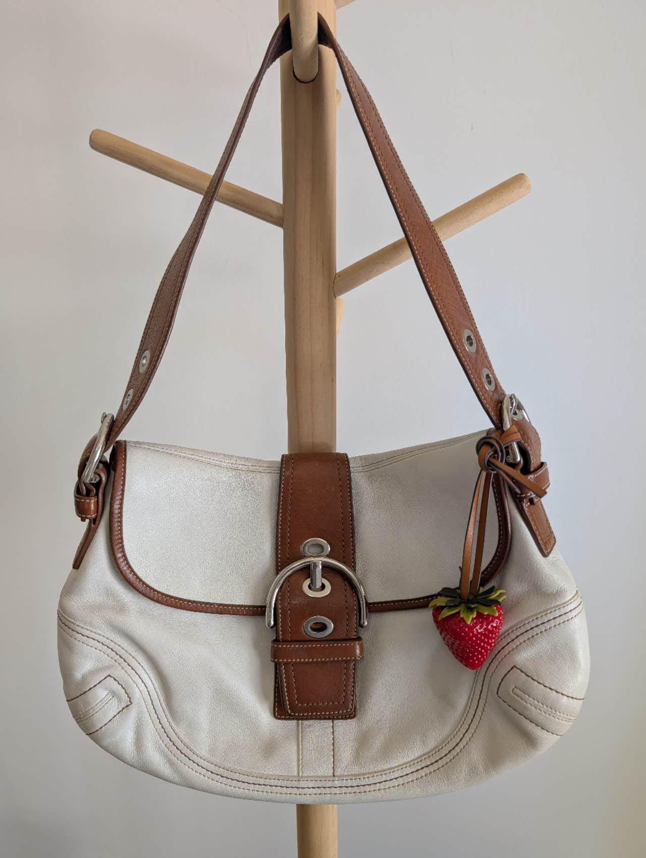 Vintage Y2K Coach Soho Shoulder Bag in White and Tan F10192